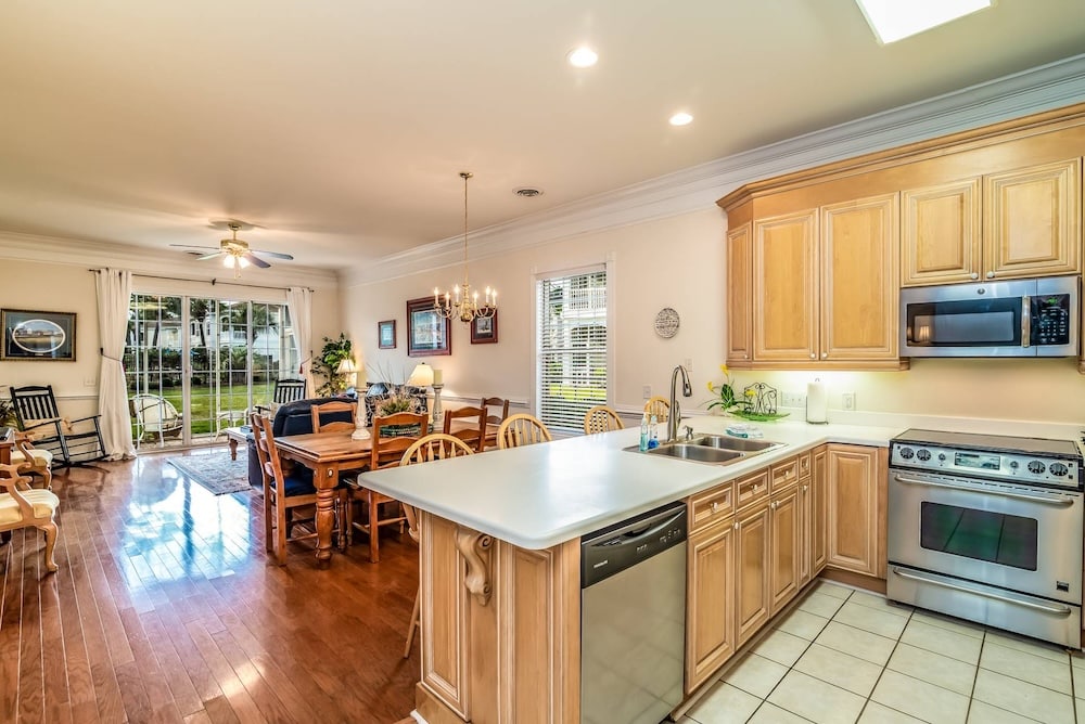4 Bedroom Condo Rental